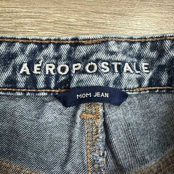 Aero Jeans Size 6 Denim Mom Medium Wash Distressed Aeropostale Blue - Picture 5 of 7